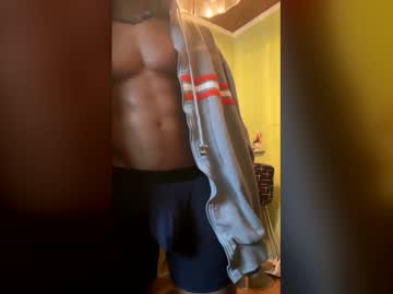 Trillahung March 02, 2026 Chaturbate stream image