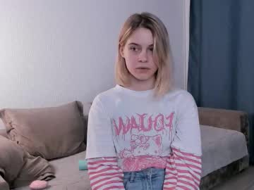 Carmellasavina March 03, 2026 Chaturbate stream image
