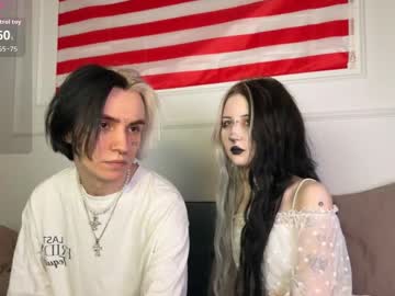 Veryraretwins March 04, 2026 Chaturbate stream image