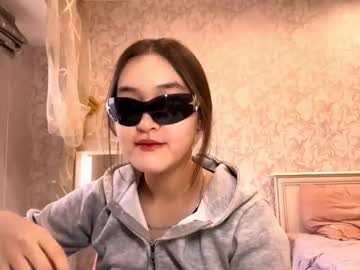 Jeanettebrienza March 04, 2026 Chaturbate stream image