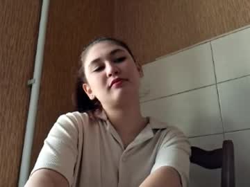 Michellepoll March 04, 2026 Chaturbate stream image