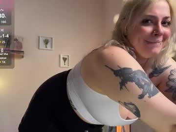Eyes_Are_Higher16333 March 04, 2026 Chaturbate stream image