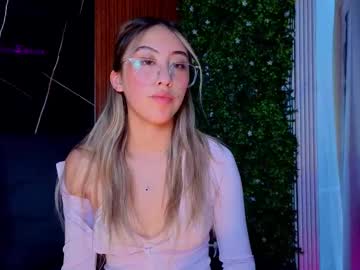 Catalina_18g March 05, 2026 Chaturbate stream image