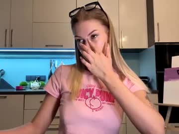 Raeannschemmer March 05, 2026 Chaturbate stream image