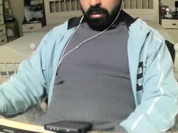 Hugeveiny March 05, 2026 Chaturbate stream image