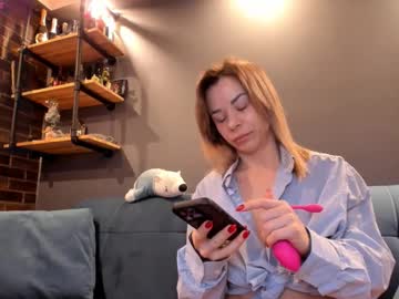 Kristinasexyhot March 05, 2026 Chaturbate stream image