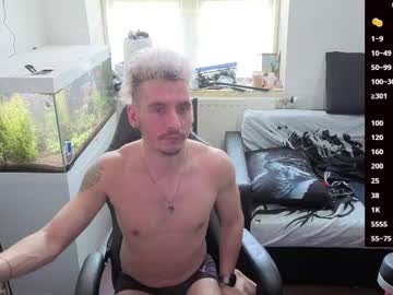 Rayzel31 March 09, 2026 Chaturbate stream image