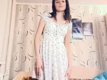 Dinorahfleeks March 09, 2026 Chaturbate stream image