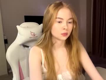 Foxyenchantress March 09, 2026 Chaturbate stream image