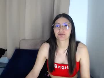 Lessliee stream photo from March 10, 2026