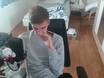Overkneebabe March 10, 2026 Chaturbate stream image