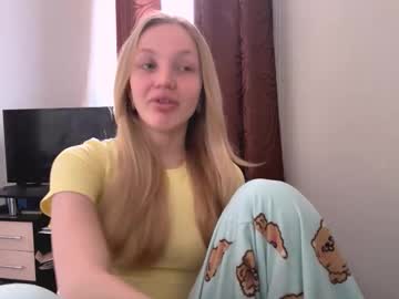 Dorismoldt March 10, 2026 Chaturbate stream image