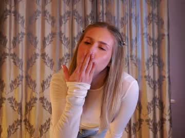 Signeprezzia March 11, 2026 Chaturbate stream image