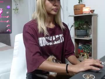 Ari____ March 12, 2026 Chaturbate stream image
