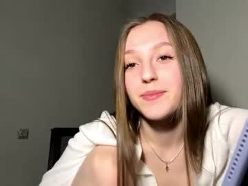 Kimireaves March 12, 2026 Chaturbate stream image