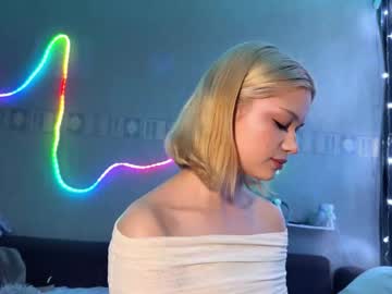 Suzannabarmes March 12, 2026 Chaturbate stream image