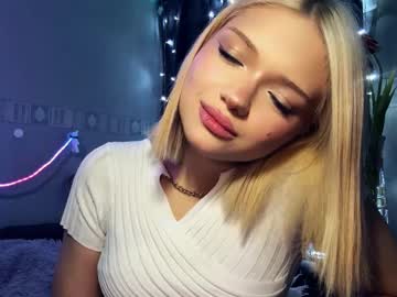 Suzannabarmes March 13, 2026 Chaturbate stream image
