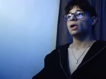 Holis2127489 March 16, 2026 Chaturbate stream image