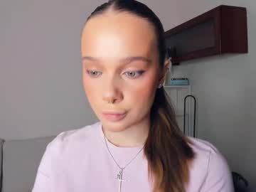 Linnnlaury March 16, 2026 Chaturbate stream image