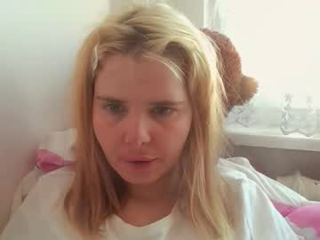 Elenaflirt stream photo from March 16, 2026