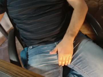 Under_Thedesk March 17, 2026 Chaturbate stream image
