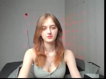 Dreamy_Pollyyy March 17, 2026 Chaturbate stream image