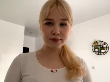 Rosettafinzel March 17, 2026 Chaturbate stream image