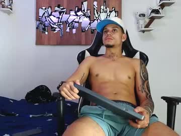 Friendsofeverything_ March 18, 2026 Chaturbate stream image