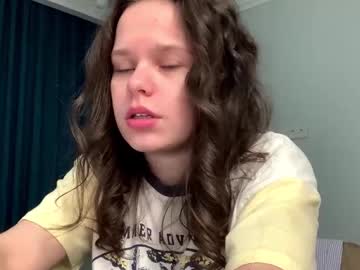 Maddieuebersax March 18, 2026 Chaturbate stream image