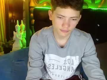 Cruz_Dante March 18, 2026 Chaturbate stream image