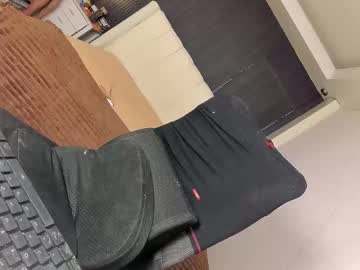 Prettyjuliax March 19, 2026 Chaturbate stream image
