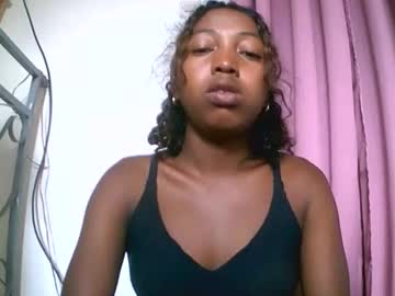 Laqueen12 March 19, 2026 Chaturbate stream image