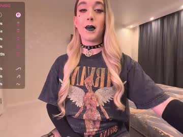Suprremedream March 19, 2026 Chaturbate stream image