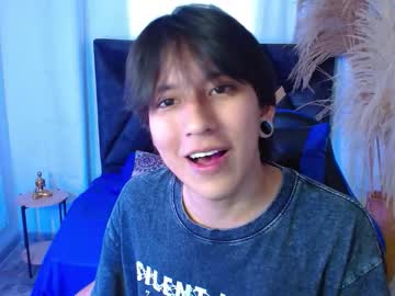 Nikoo_18 March 20, 2026 Chaturbate stream image