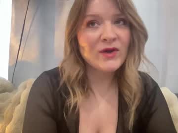 Submissivescarletxo March 22, 2026 Chaturbate stream image