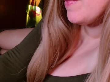 Roseberryred March 23, 2026 Chaturbate stream image