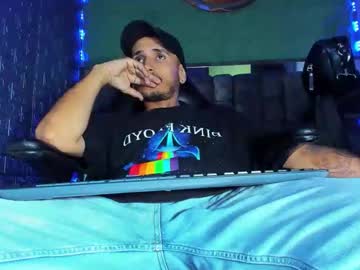 Axell_Cross2 March 25, 2026 Chaturbate stream image