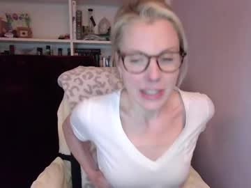 Holly_Bourbon March 26, 2026 Chaturbate stream image