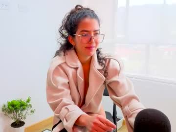 Maithe_Perroni March 27, 2026 Chaturbate stream image