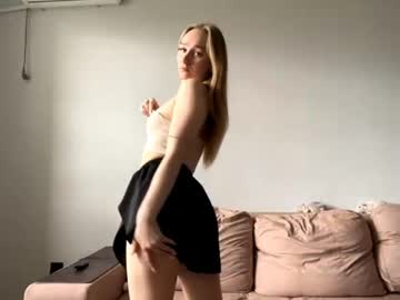 Vinniedi March 28, 2026 Chaturbate stream image