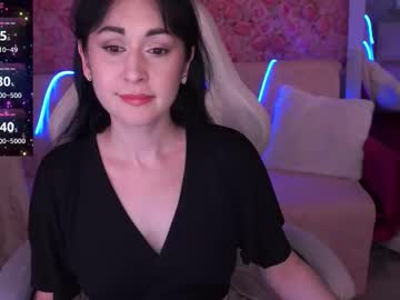 Carolinaafoxyyy March 28, 2026 Chaturbate stream image