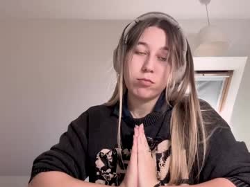 Charmainemcpeak March 29, 2026 Chaturbate stream image