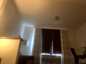 Iknowuslut March 29, 2026 Chaturbate stream image