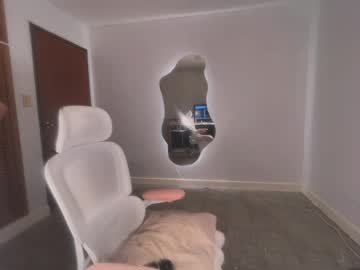 Tiaraaa_02 March 30, 2026 Chaturbate stream image
