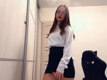 Tennieperilli March 30, 2026 Chaturbate stream image