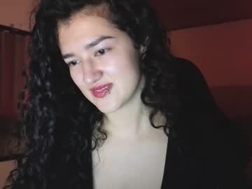 Yourdreamgirl2025 March 31, 2026 Chaturbate stream image