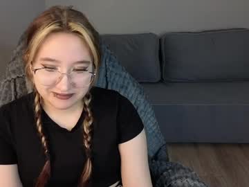 Luna_Host April 01, 2026 Chaturbate stream image