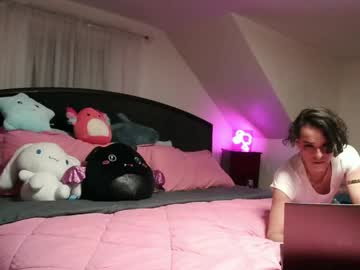Thottygodmother April 01, 2026 Chaturbate stream image