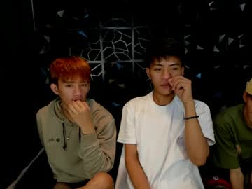 Crazyasiantwinkxx April 01, 2026 Chaturbate stream image