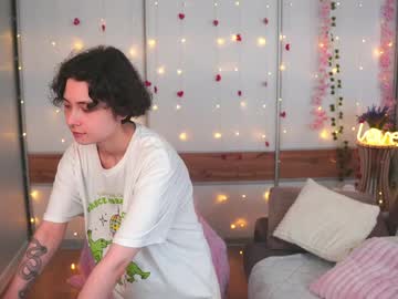 Tenishal0ve April 01, 2026 Chaturbate stream image